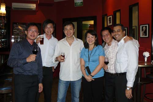 (L-R) Effendy Chang (2009), Sunny Tay (2007), Kelvin Kaw (2003), Audrey, Nguyen Dang Trung (2009) & Vipul Kumar (2009)